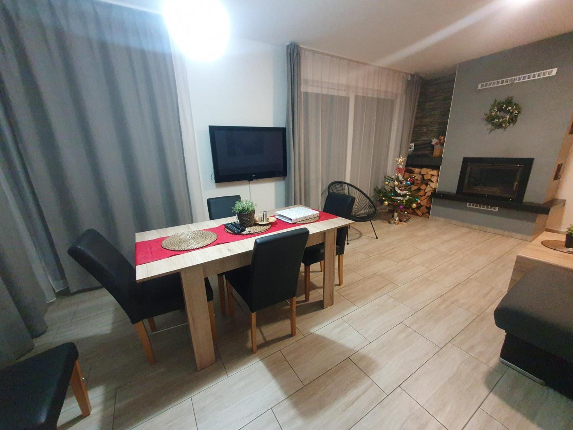 Apartmany Lipnoczech ฟริมบูร์ก ภายนอก รูปภาพ